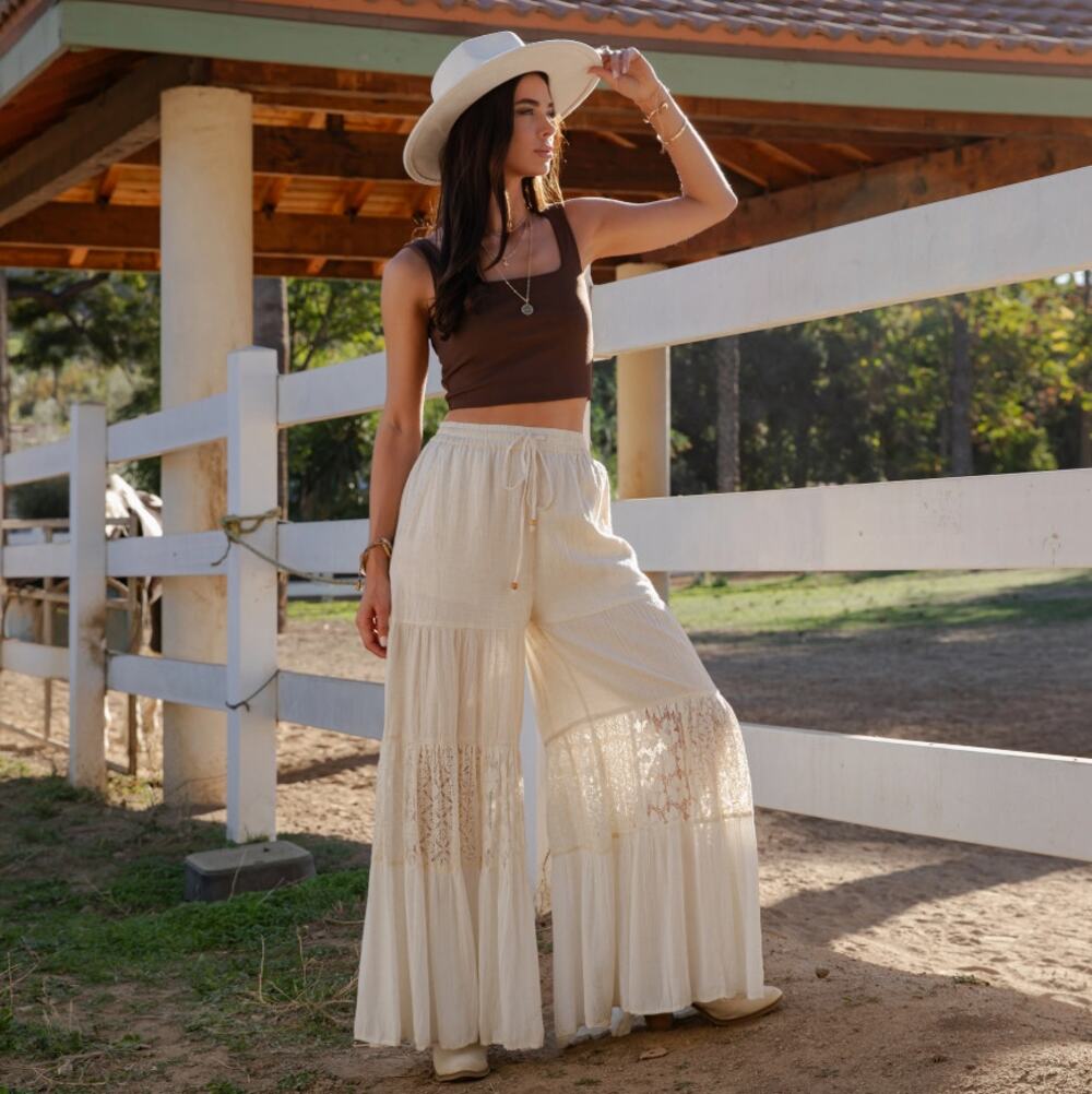 Young Threads Natural Tiered Lace Wide Leg Pants XL NWT - Western Romance